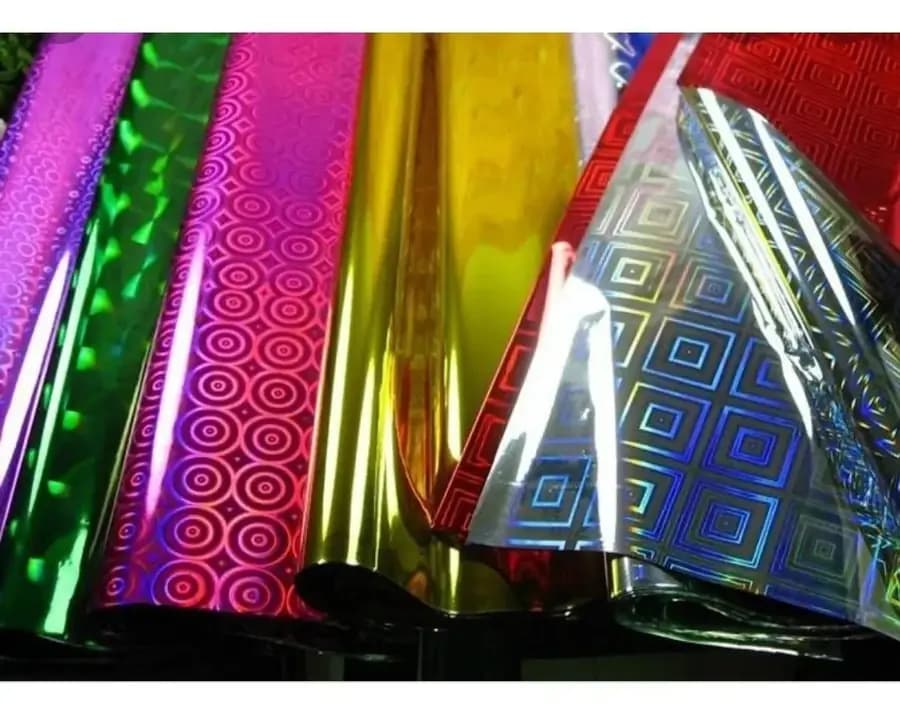 PLIEGO PAPEL REGALO COUCHE HOLOGRAFICO