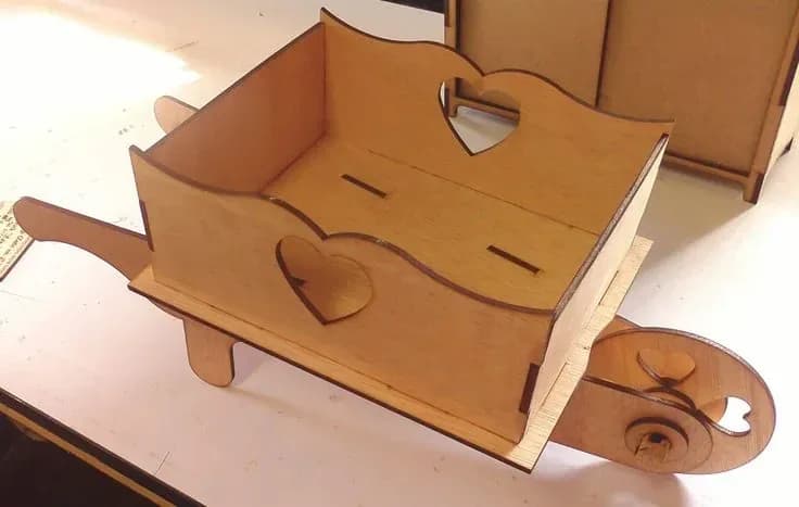 BASE CARRETILLA CORAZON MDF