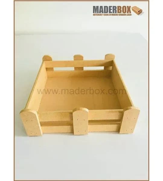 BASE CORRAL MDF 21*15